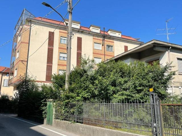 Appartamento in vendita a Olgiate Molgora, Lombardia
