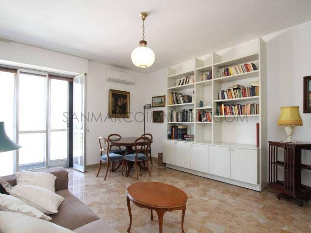 Appartamento in vendita a Garlate, Lombardia