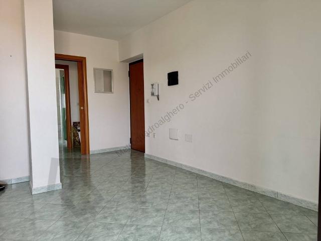 Appartamento in vendita a Olmedo, Sardigna/Sardegna