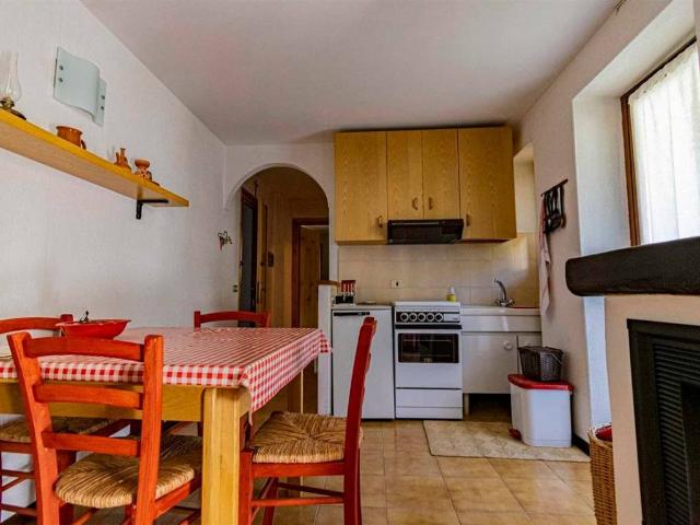 Appartamento in vendita a Comunità Montana della Valle Brembana, Zambla Bassa