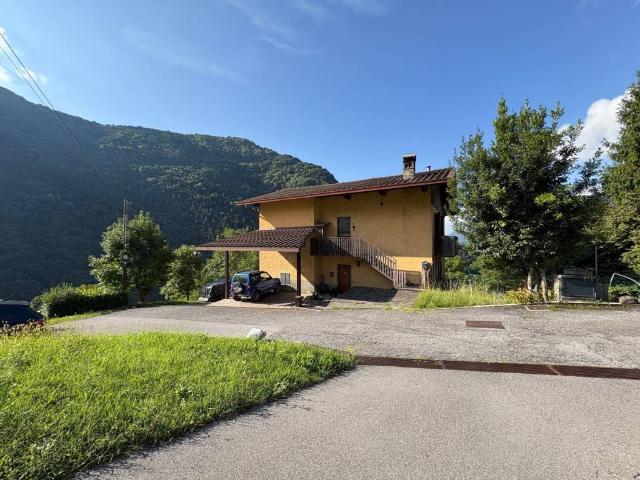 Appartamento in vendita a Oltressenda Alta, Lombardia