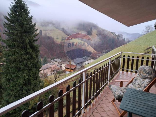Appartamento in vendita a Oneta, Lombardia