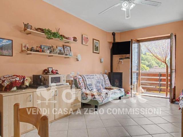 Appartamento in vendita a Oneta, Lombardia
