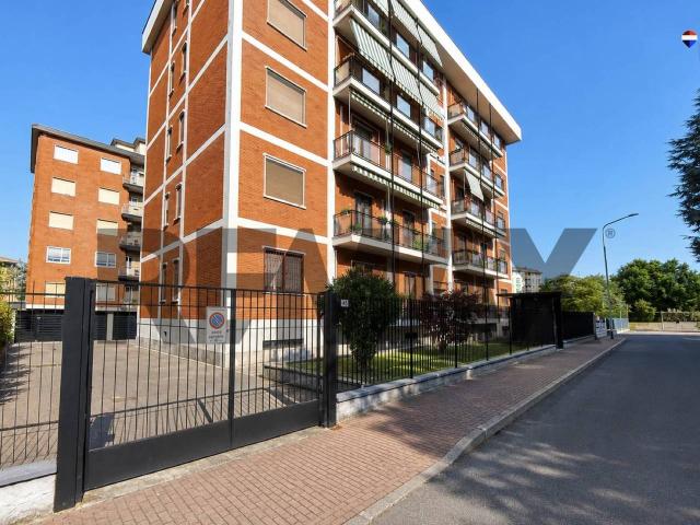 Appartamento in vendita a Locate Triulzi, Lombardia