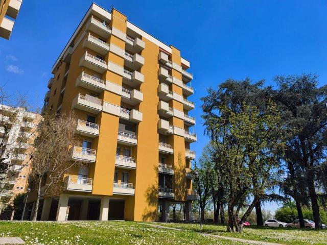 Appartamento in vendita a Noverasco, Locate Triulzi