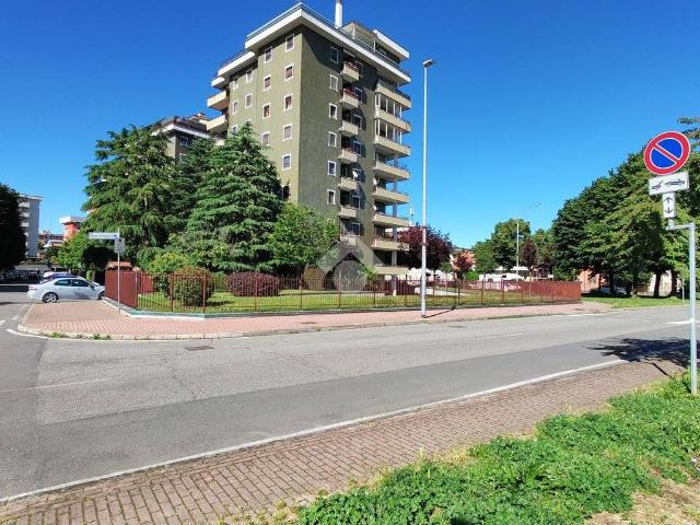 Appartamento in vendita a Locate Triulzi, Lombardia