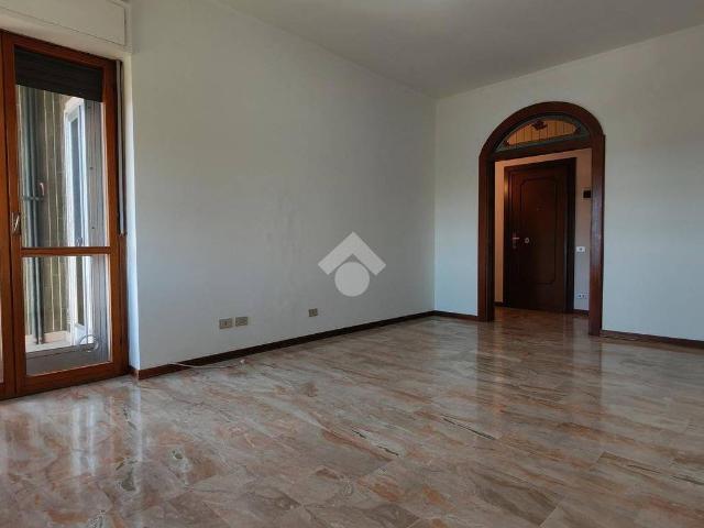 Appartamento in vendita a Locate Triulzi, Lombardia
