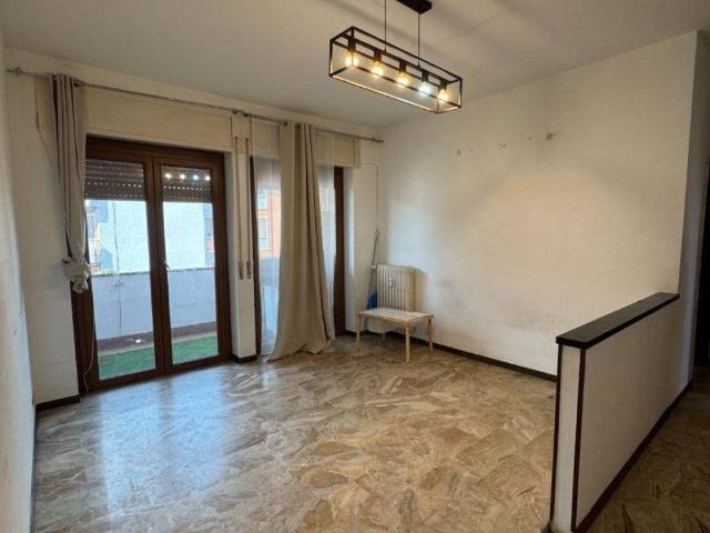 Appartamento in vendita a Locate Triulzi, Lombardia