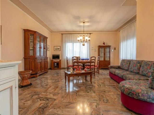 Villa Indipendente in vendita a Oppeano, Veneto