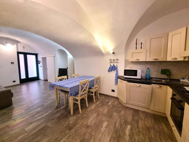 Appartamento in vendita a Orco Feglino, Liguria
