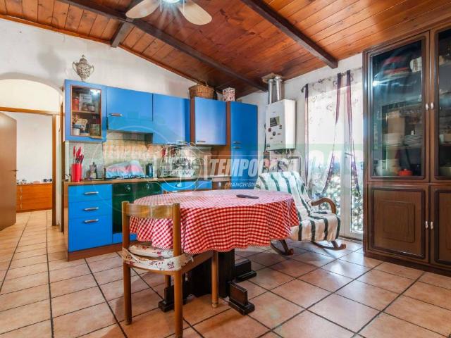 Appartamento in vendita a Origgio, Lombardia