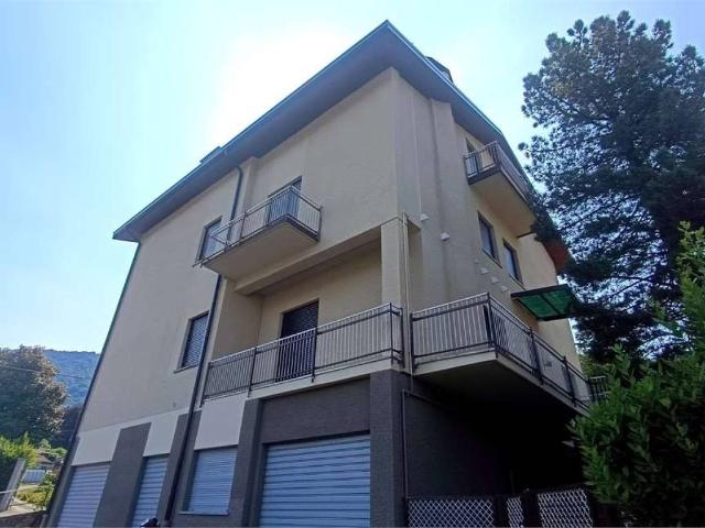 Appartamento in vendita a Ronco, Orino