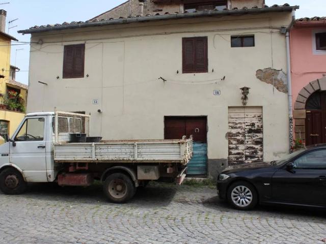 Appartamento in vendita a Oriolo Romano, Lazio
