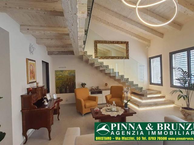 Villa Indipendente in vendita a Turrimanna/Torregrande, Oristano