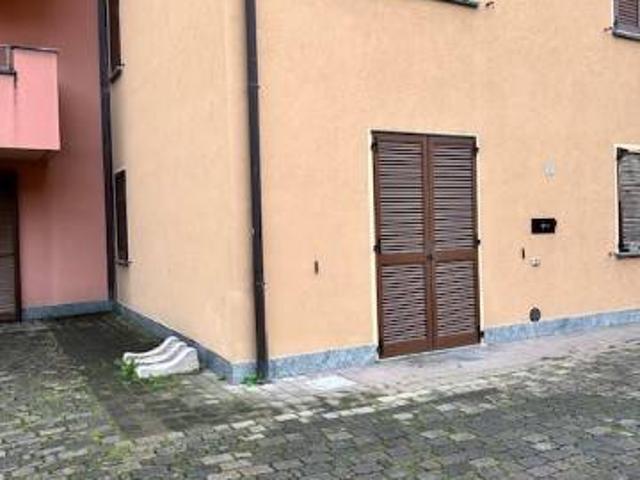 Appartamento in vendita a Ornago, Lombardia