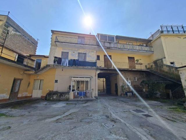 Appartamento in vendita a Orta di Atella, Caserta