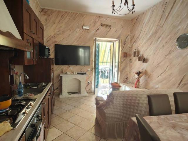 Appartamento in vendita a Orta di Atella, Caserta