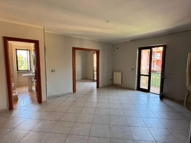 Appartamento in vendita a Orta di Atella, Caserta