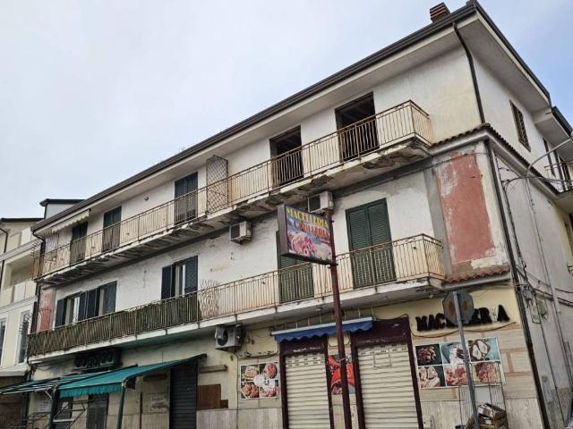 Appartamento in vendita a Orta di Atella, Caserta