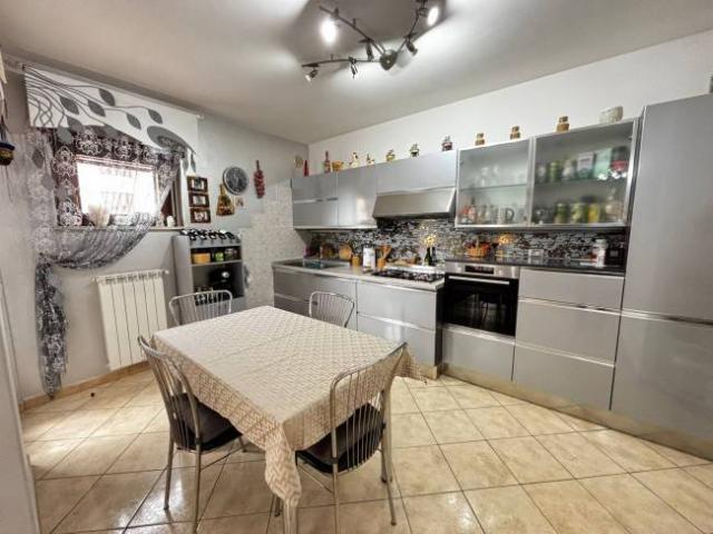 Appartamento in vendita a Petignano, Orte