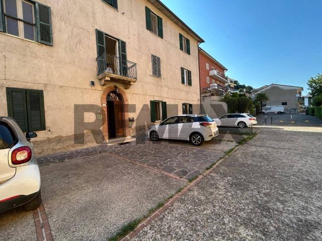 Appartamento in vendita a Petignano, Orte