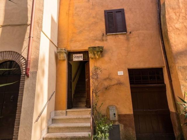 Appartamento in vendita a Petignano, Orte