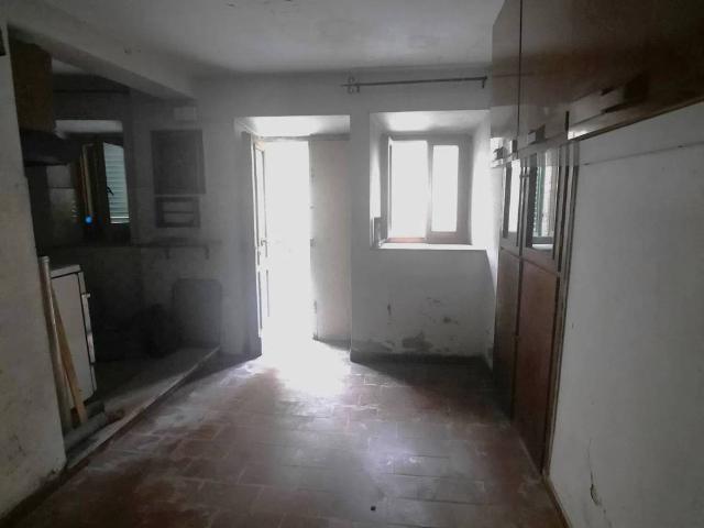 Appartamento in vendita a Ortignano, Toscana