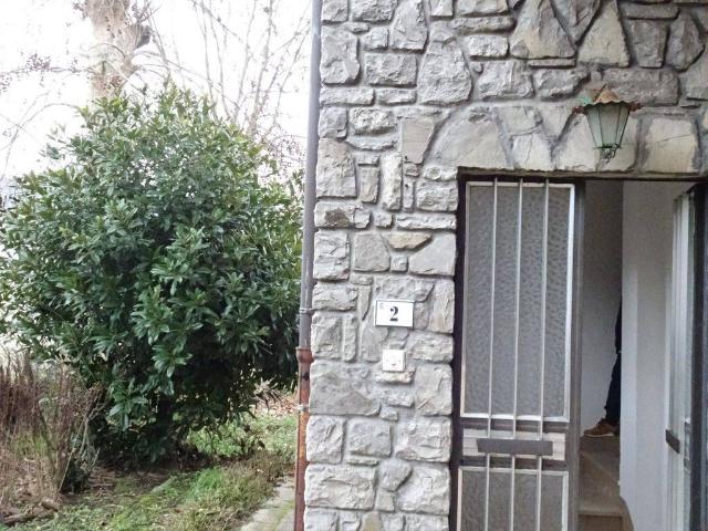 Appartamento in vendita a Ortignano, Toscana