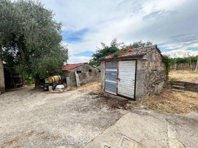 Appartamento in vendita a Ortona, Abruzzo