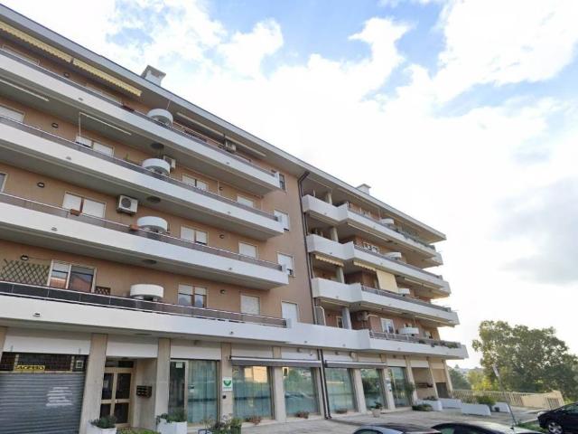 Appartamento in vendita a Ciampino, Ortona