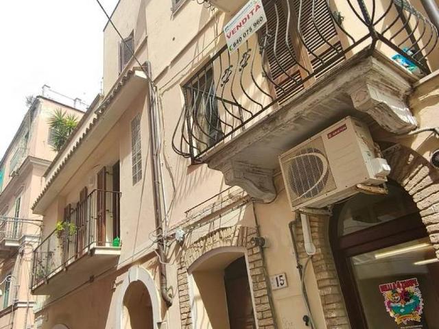 Appartamento in vendita a Ortona, Abruzzo