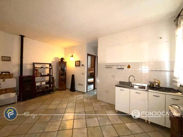 Appartamento in vendita a Ortovero, Liguria