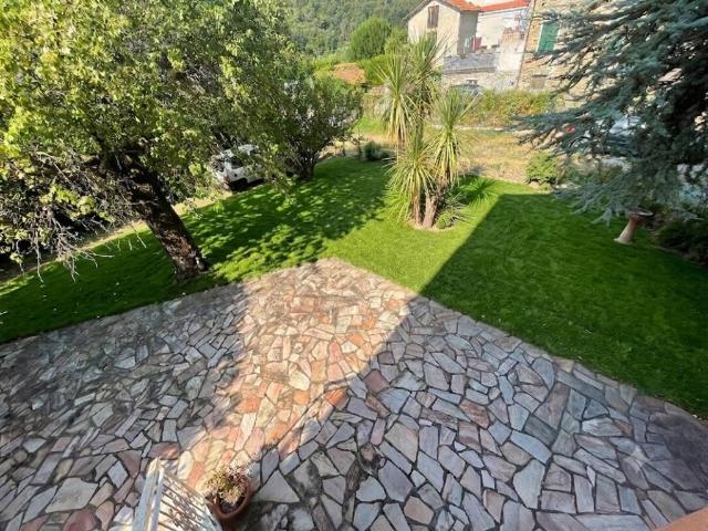 Appartamento in vendita a Ortovero, Liguria