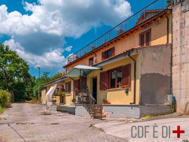 Appartamento in vendita a Orvinio, Lazio