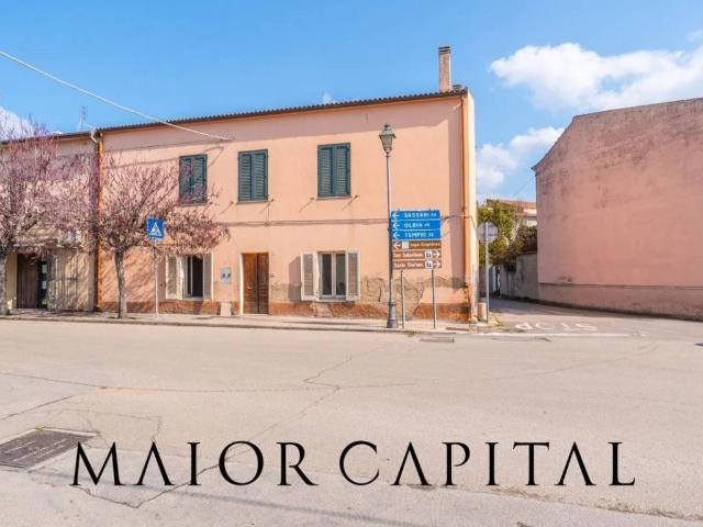 Appartamento in vendita a Oschiri, Sardigna/Sardegna