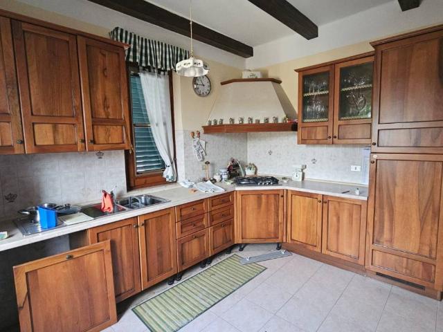 Appartamento in vendita a Marche, Ancona