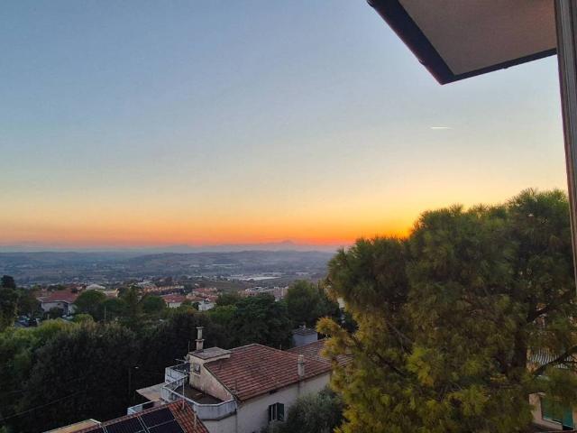 Appartamento in vendita a Borgo San Giacomo, Osimo