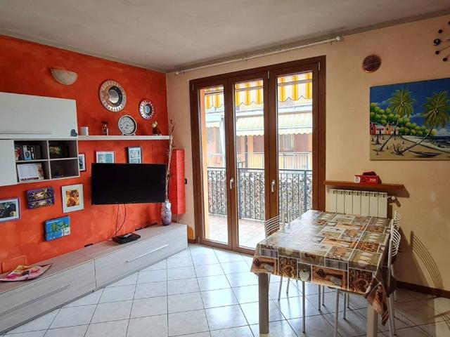 Appartamento in vendita a Osio Sopra, Lombardia