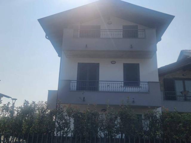 Appartamento in vendita a Osio Sotto, Bergamo