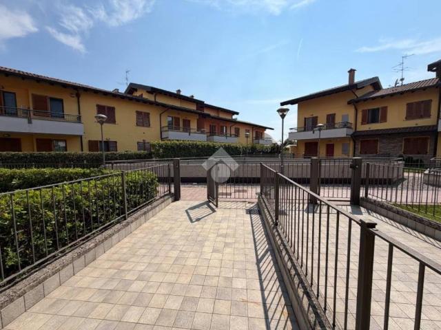 Appartamento in vendita a Osio Sotto, Lombardia