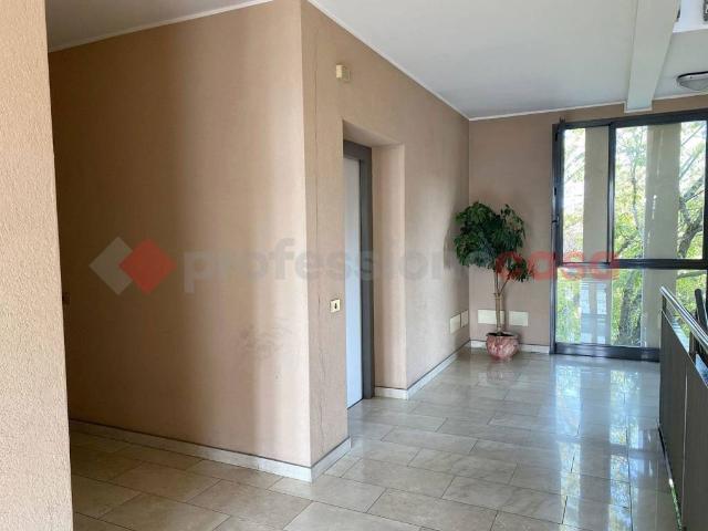 Appartamento in vendita a Osio Sotto, Lombardia