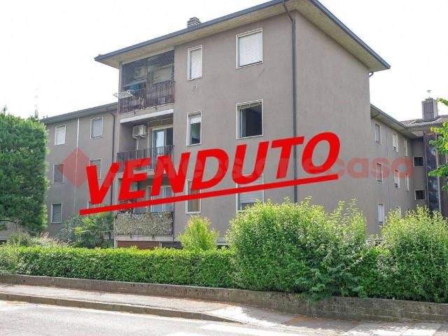 Appartamento in vendita a Osio Sotto, Lombardia