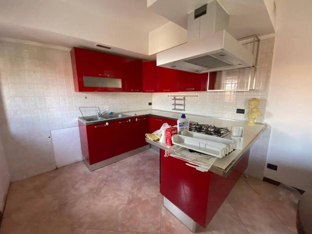 Appartamento in vendita a Osio Sotto, Lombardia