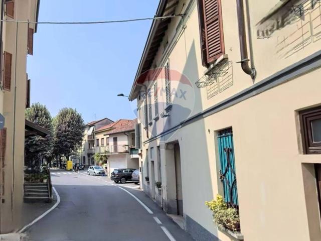 Appartamento in vendita a Osnago, Lombardia