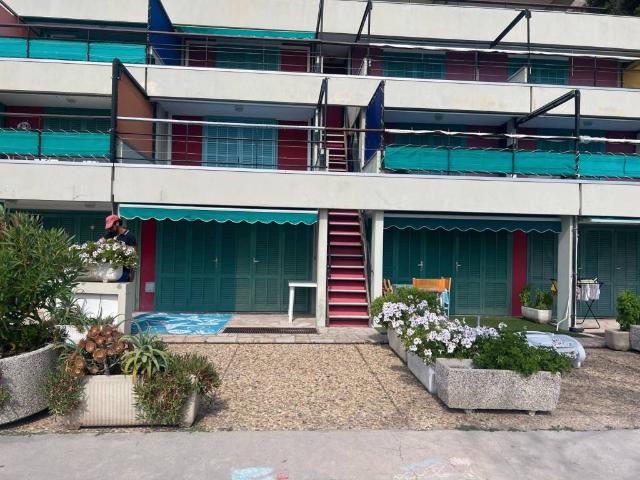 Appartamento in vendita a Ospedaletti, Liguria