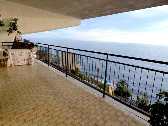 Appartamento in vendita a Ospedaletti, Imperia