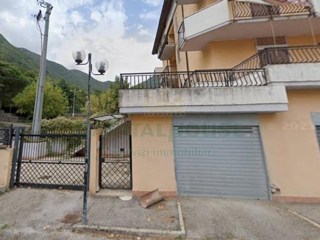 Appartamento in vendita a Ospedaletto D'alpinolo, Campania