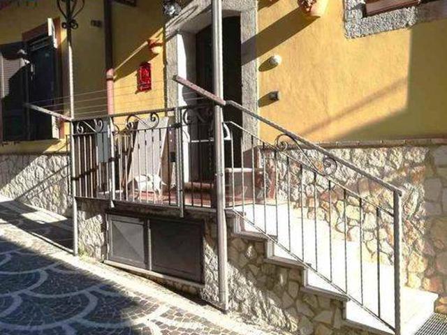 Appartamento in vendita a Ospedaletto D'alpinolo, Campania