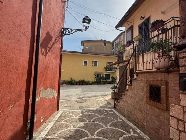 Appartamento in vendita a Ospedaletto D'alpinolo, Campania