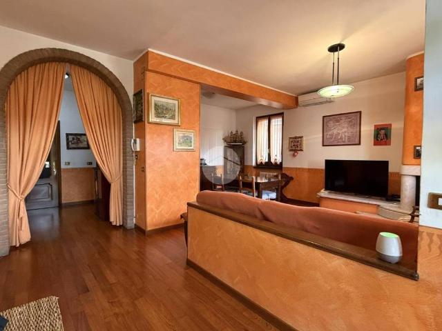 Appartamento in vendita a Ospitaletto, Lombardia